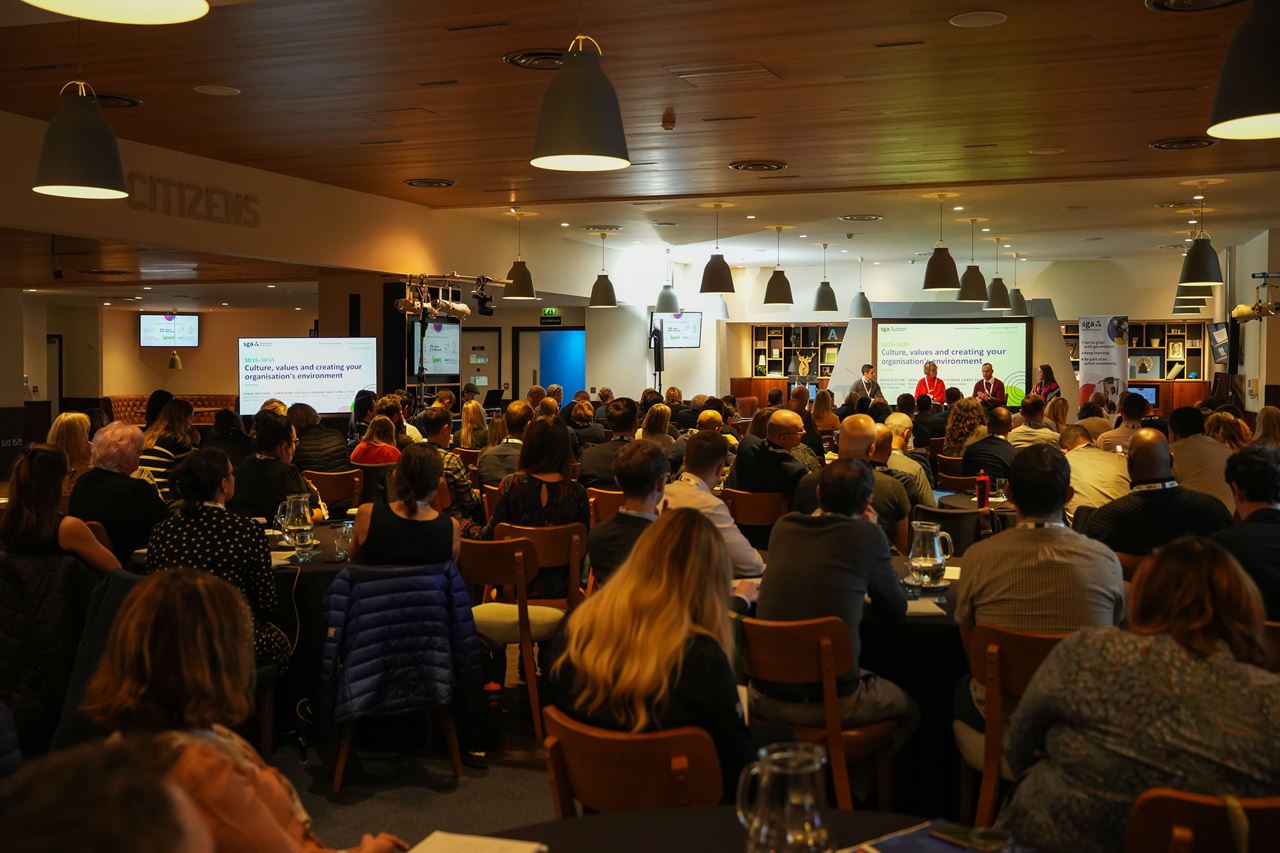 37E6110684b567044503581dcc303427abb16788