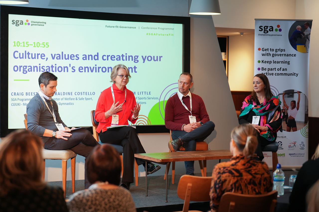 0Df0f480633a40d88684b85b0a40b4c99d879047